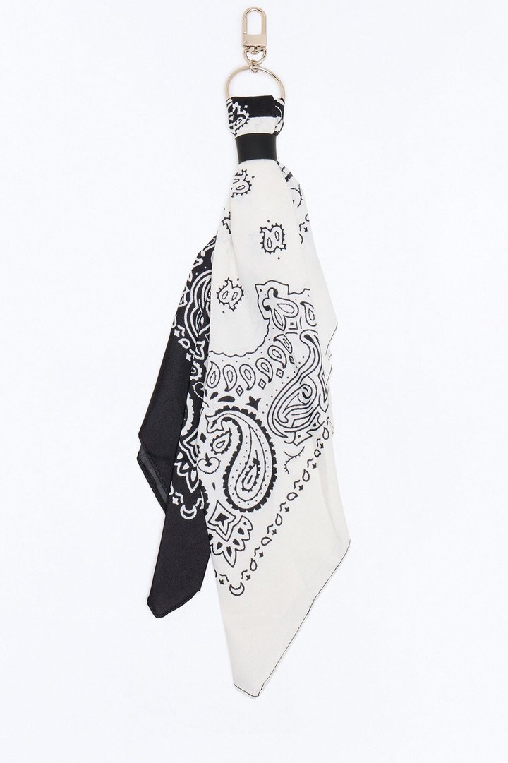 Western Paisley Graphic Bandana Pant Keychain - Black/White
