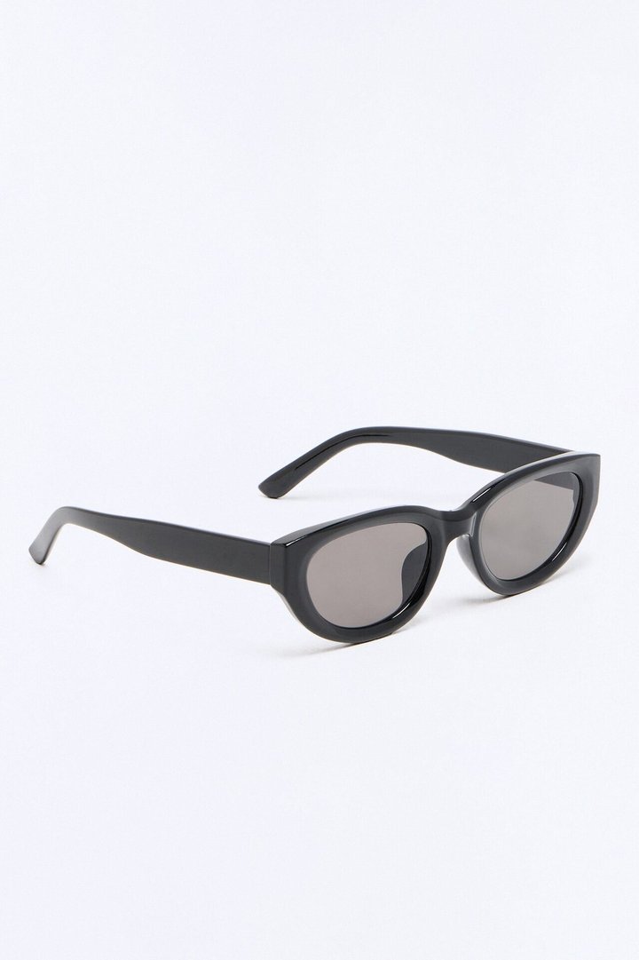 Weekend Things Sunglasses - Black