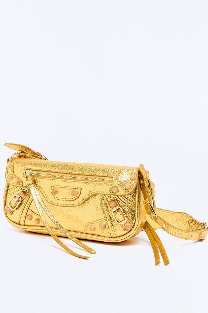 The Most Wanted Shoulder Bag - Gold