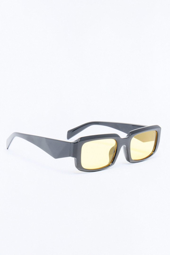 Make You Believe Sunglasses - Black/Yellow