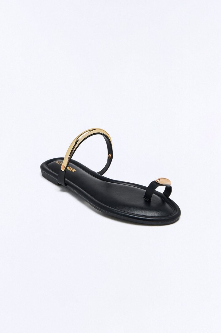 Tira Hardware Toe Ring Sandals - Black
