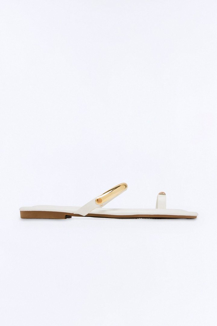 Tira Hardware Toe Ring Sandals - White