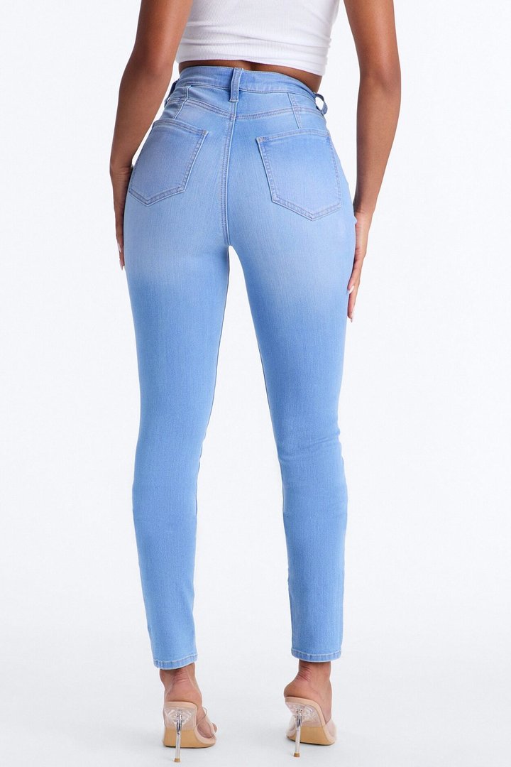 Tall Show Off The Curves Super Stretch Booty Lifter Skinny Jeans - Medium Blue Wash
