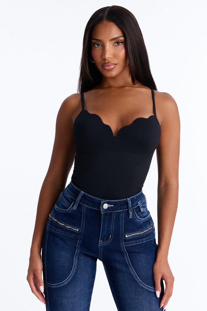 Sydney Padded Scallop Neck Seamless Bodysuit - Black