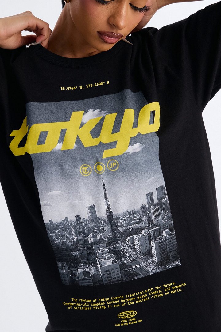 Tokyo Bound Oversized Tee - Black