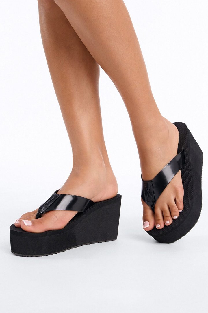 Maxon Thong Platform Wedges - Black