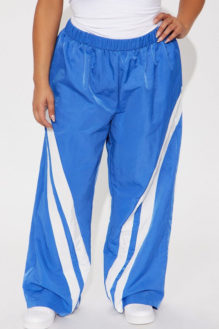 Follow The Curve Windbreaker Track Pant - Blue