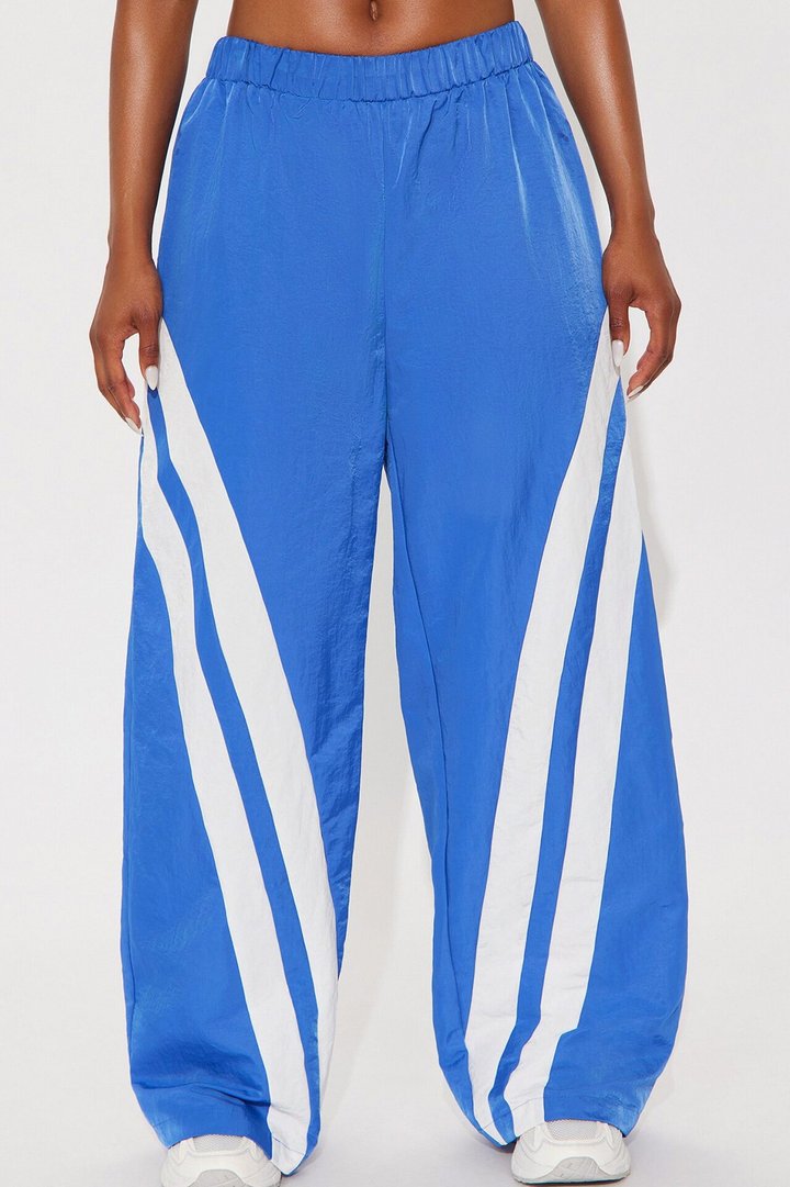 Follow The Curve Windbreaker Track Pant - Blue