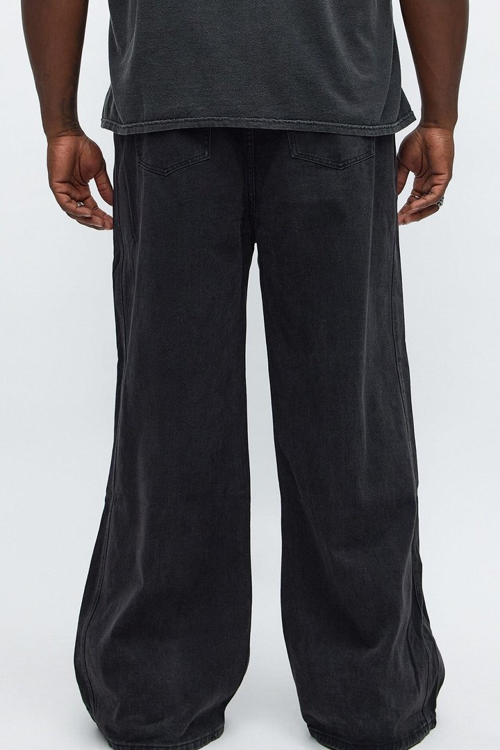 Straight Going Down Studded Jeans - Black Wash