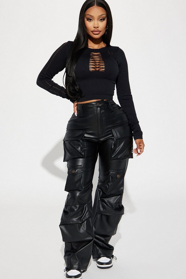 Hot Girl Energy Long Sleeve Top - Black