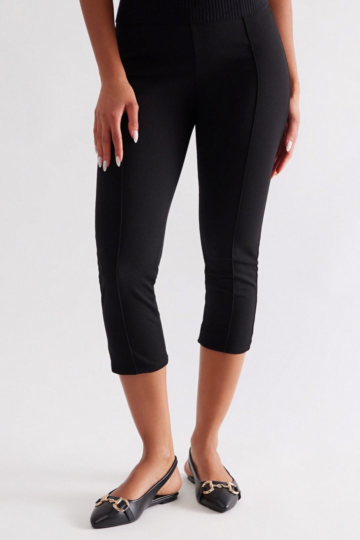 Yale Hardware Slingback Flats - Black