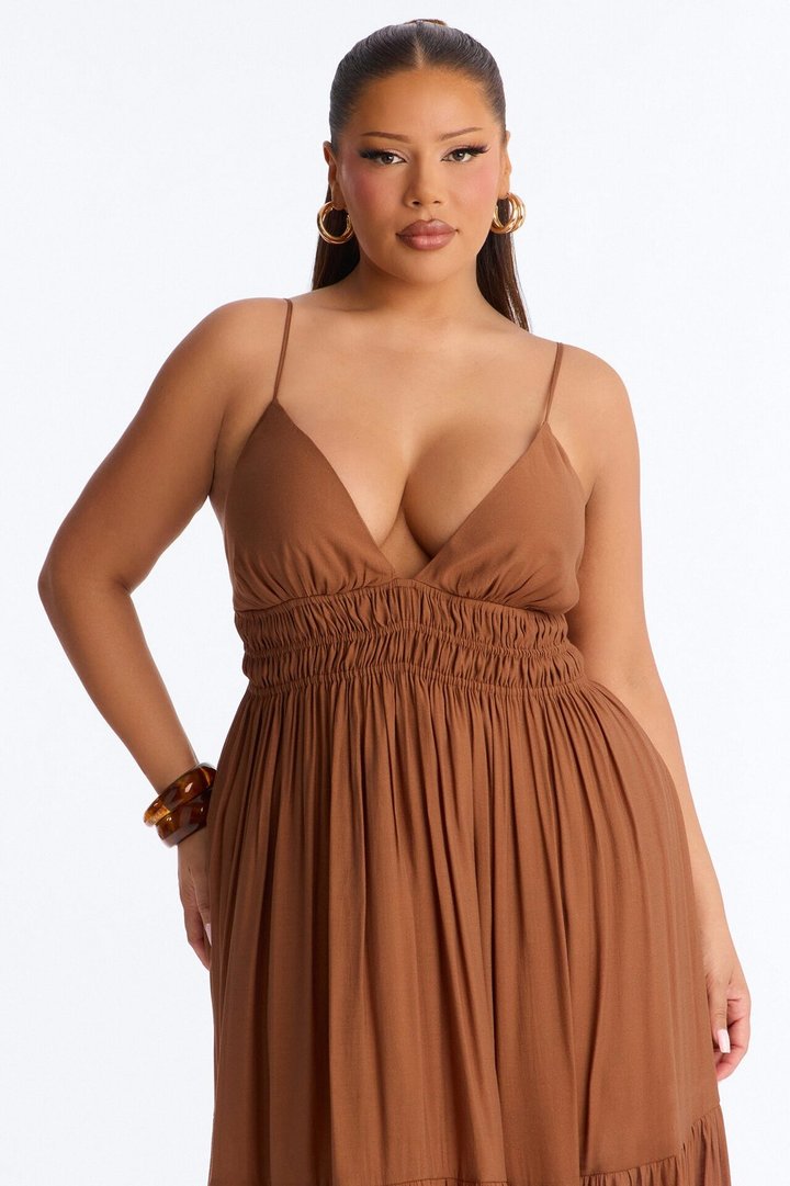 Daily Vibe Backless Maxi Dress - Brown