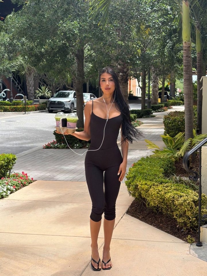 Bianca Matte Form Double Lined Low Rise Capri Set - Black